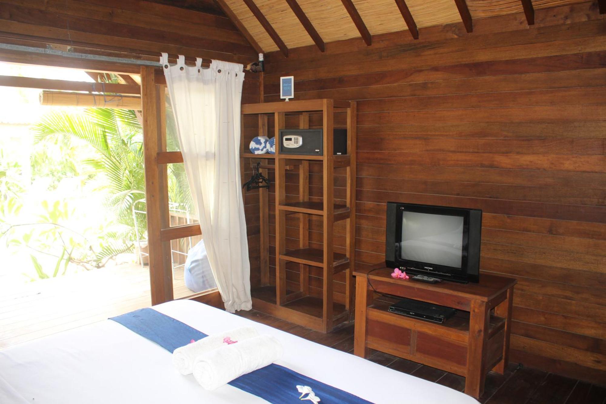 Indigo Bungalows Джили Трауанган Екстериор снимка