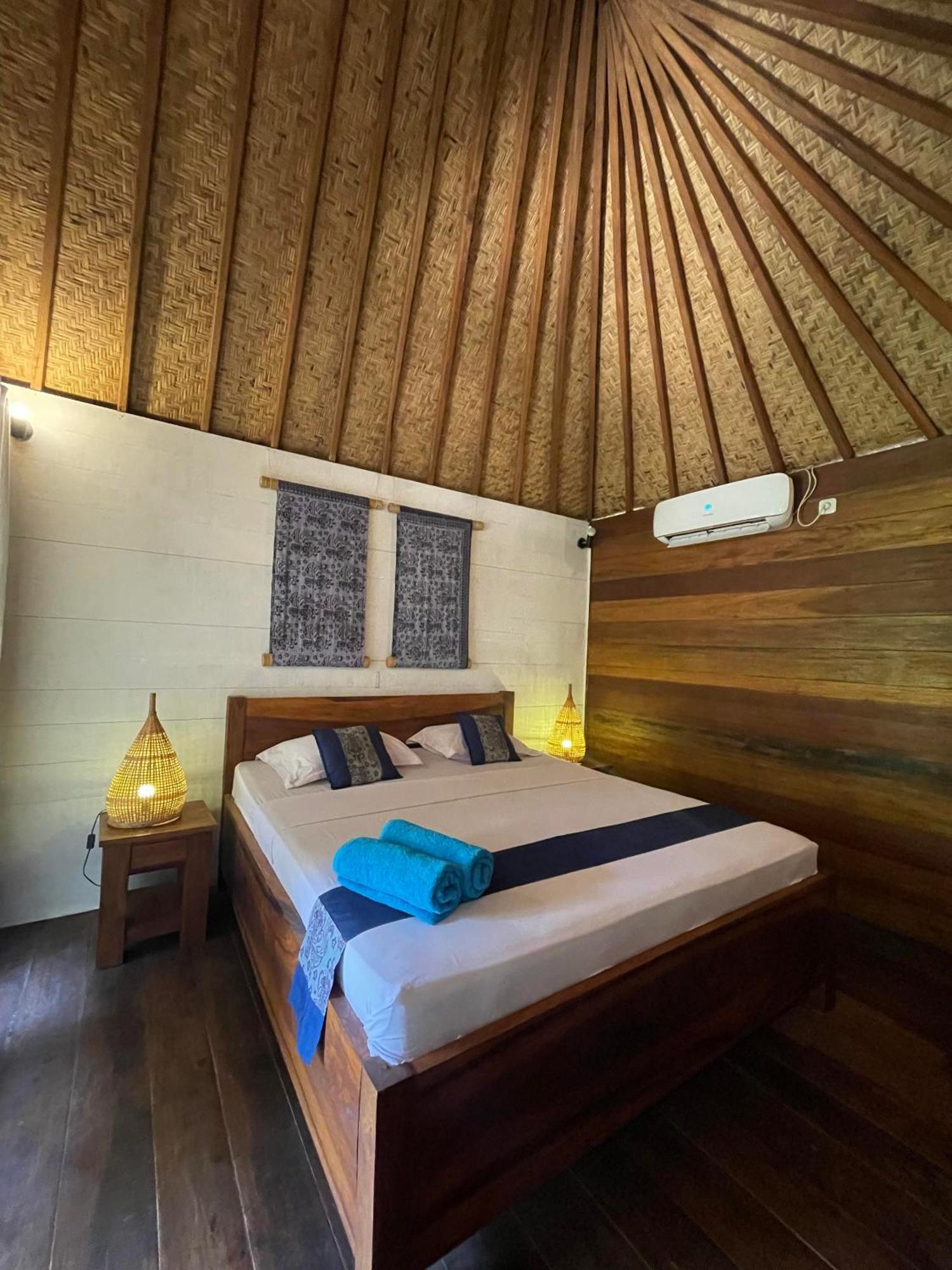 Indigo Bungalows Джили Трауанган Екстериор снимка
