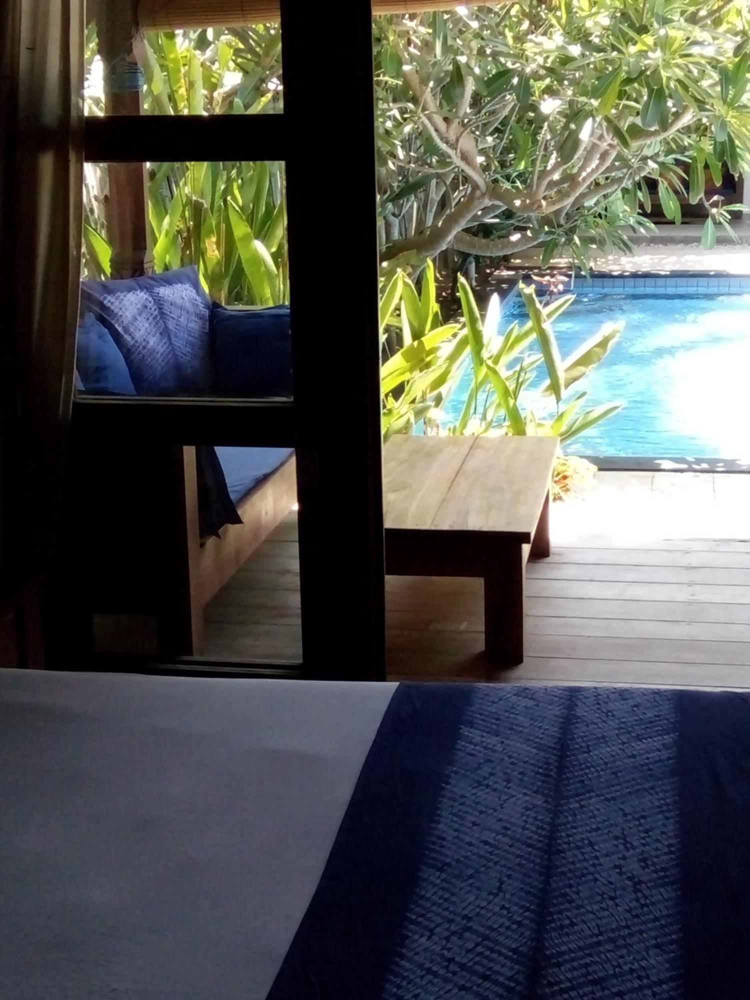 Indigo Bungalows Джили Трауанган Екстериор снимка