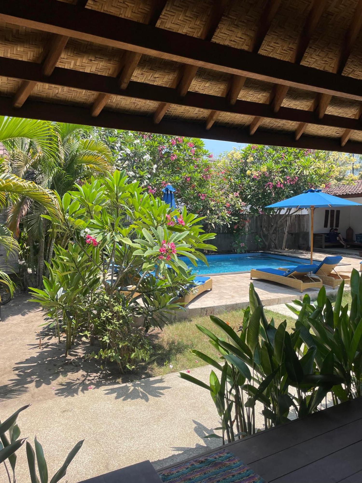 Indigo Bungalows Джили Трауанган Екстериор снимка