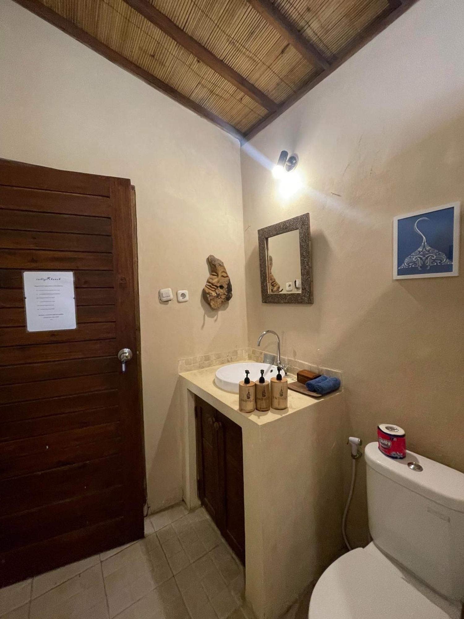 Indigo Bungalows Джили Трауанган Екстериор снимка