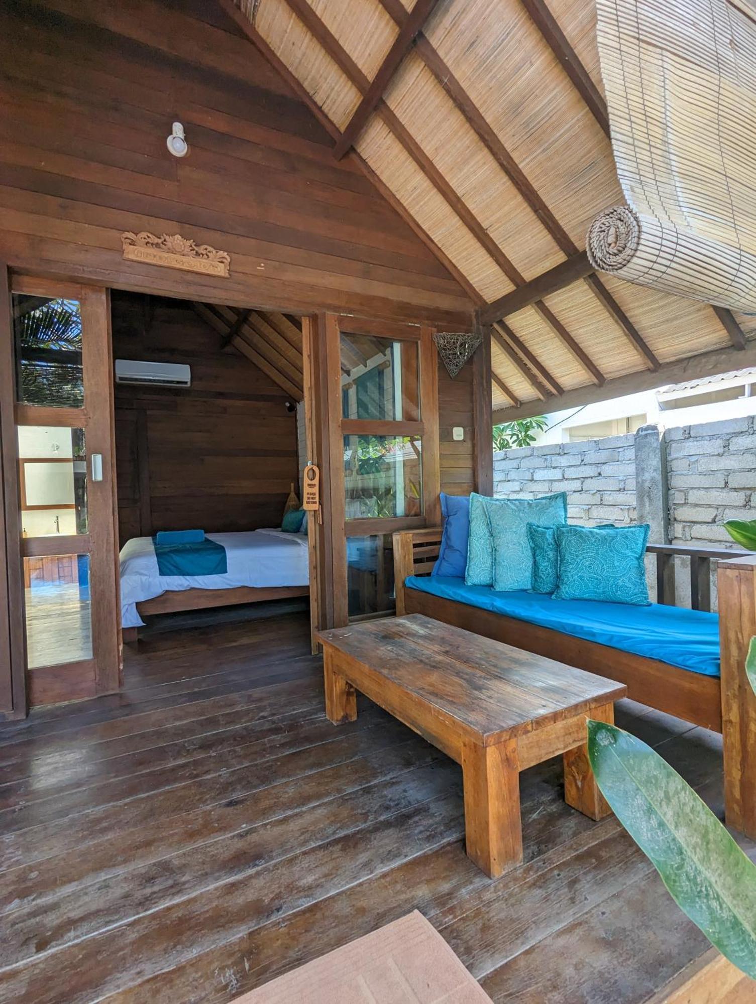 Indigo Bungalows Джили Трауанган Екстериор снимка