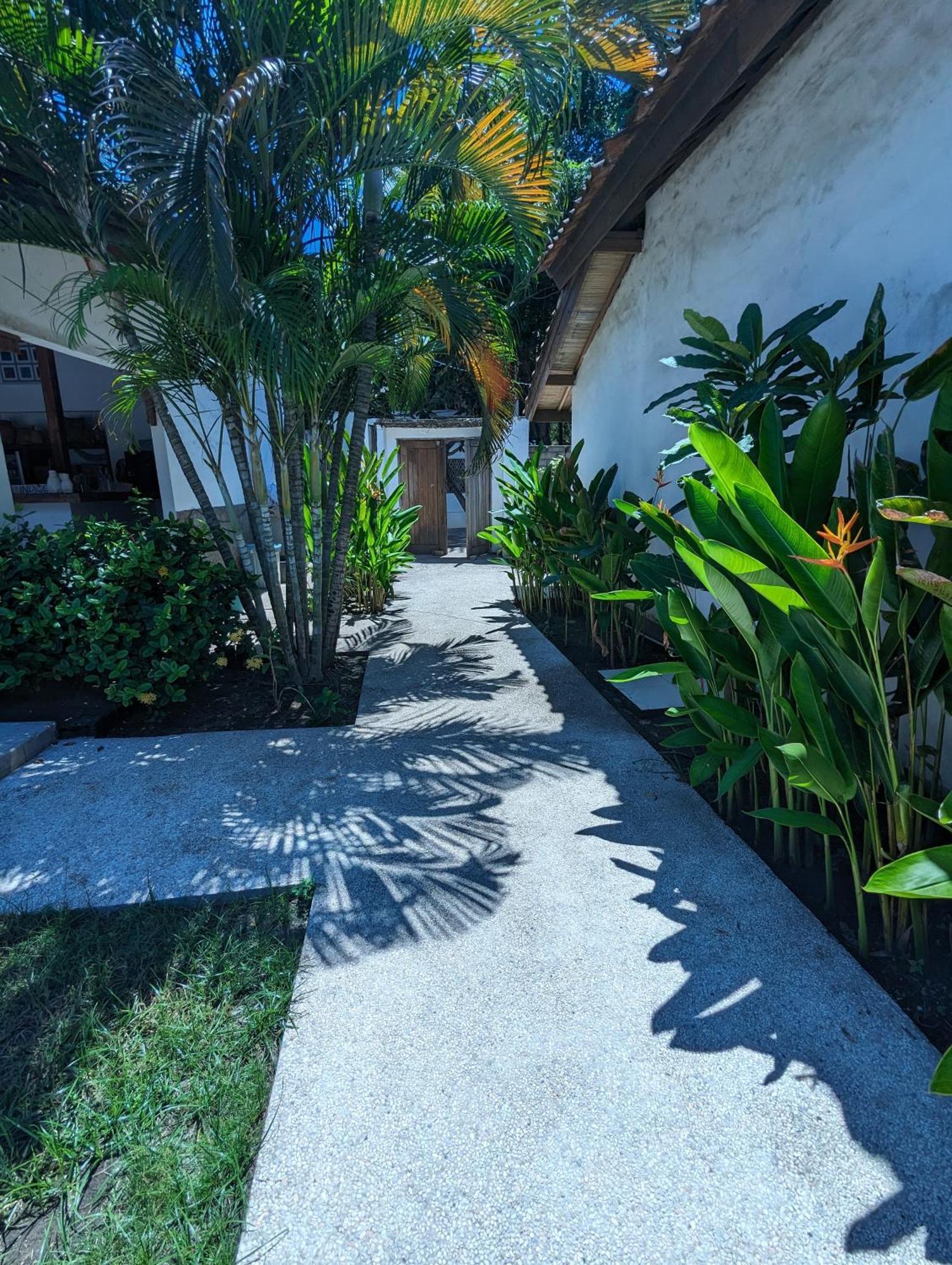 Indigo Bungalows Джили Трауанган Екстериор снимка
