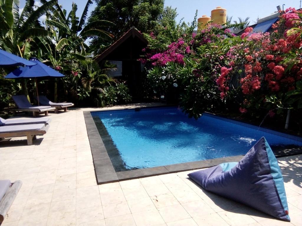 Indigo Bungalows Джили Трауанган Екстериор снимка