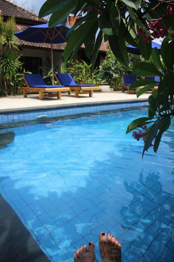 Indigo Bungalows Джили Трауанган Екстериор снимка